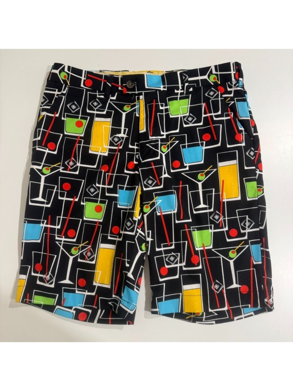 Loudmouth Golf Mens Martini Cocktail Glass Print Shorts 11" Size 34 Polyester
